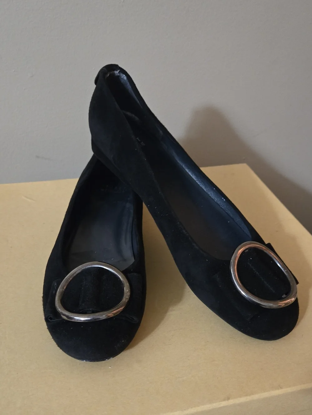 Stuart Weitzman Black Suede Bucksome Wedges with Silver Oval Accents Size 9N - Picture 5 of 11